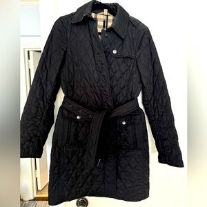 Burberry belted waist Quilted 3/4 length jacket, excellent condition, Size M